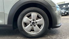 MINI Hatchback 1.5 Cooper Classic 5dr Petrol Hatchback